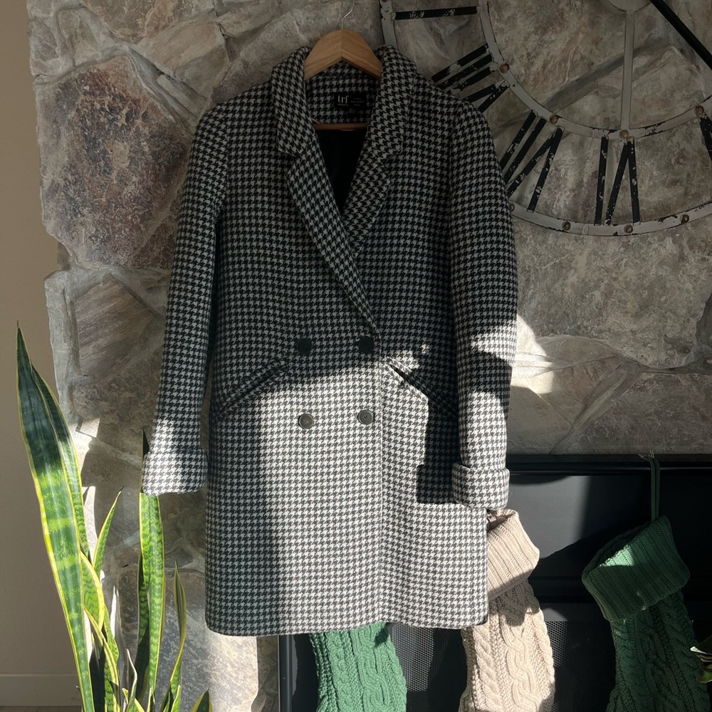 Zara Women’s Trench Coat